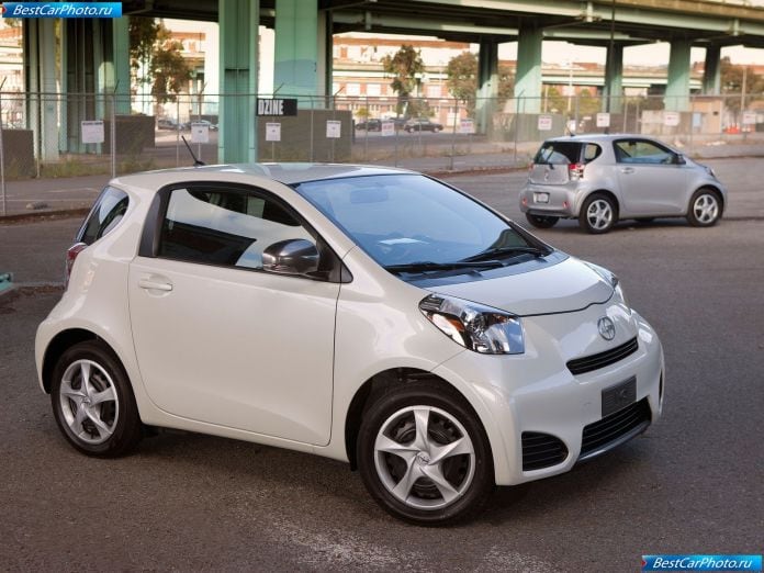 2012 Scion Iq - фотография 18 из 29