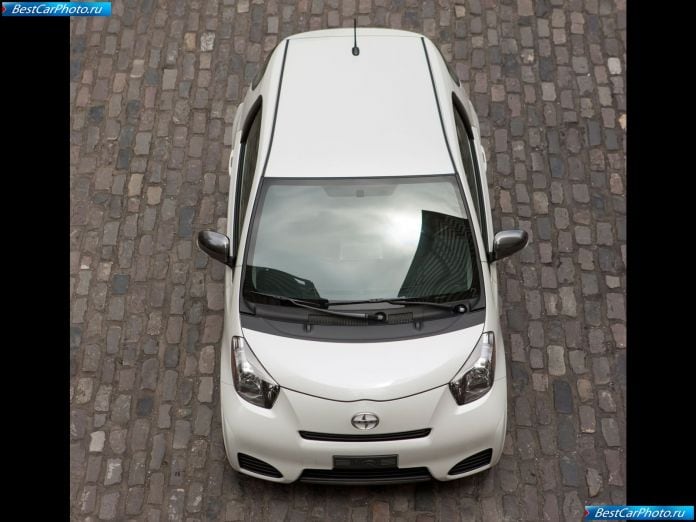 2012 Scion Iq - фотография 28 из 29