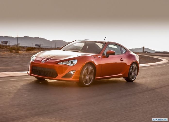 2013 Scion FR-S - фотография 7 из 51
