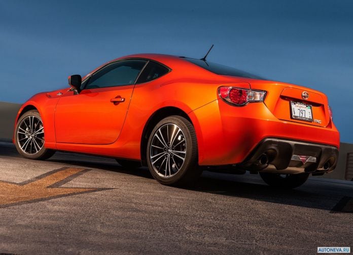 2013 Scion FR-S - фотография 21 из 51