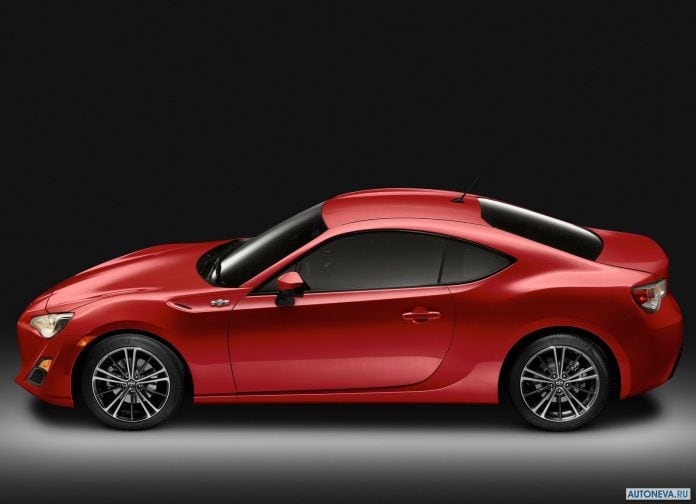 2013 Scion FR-S - фотография 34 из 51