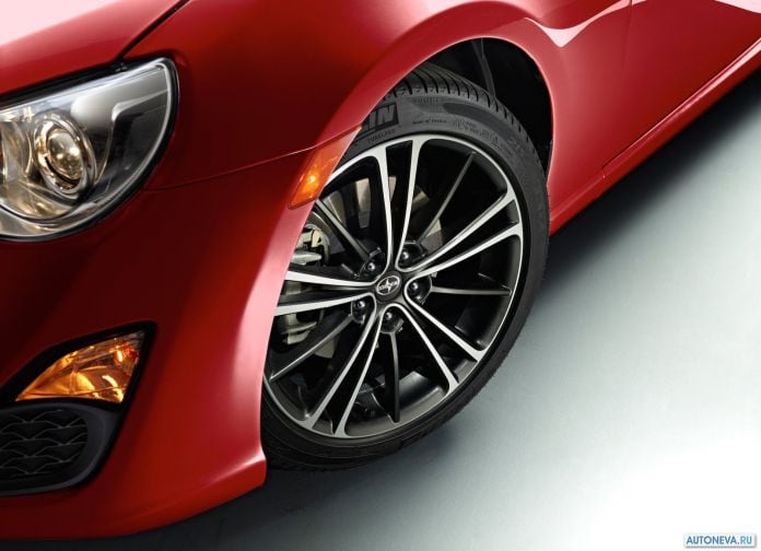 2013 Scion FR-S - фотография 49 из 51