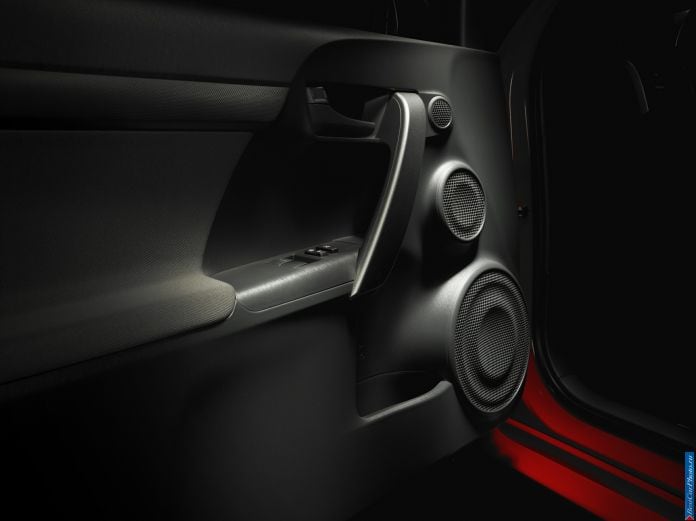2014 Scion TC - фотография 21 из 22