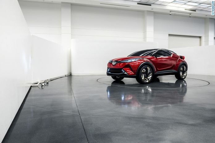 2015 Scion C-HR Concept - фотография 9 из 25
