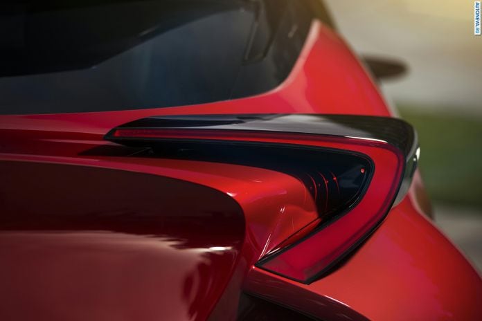 2015 Scion C-HR Concept - фотография 19 из 25