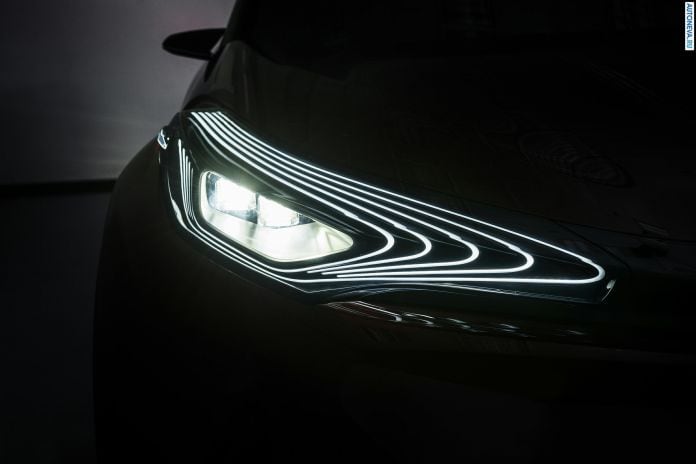 2015 Scion C-HR Concept - фотография 25 из 25