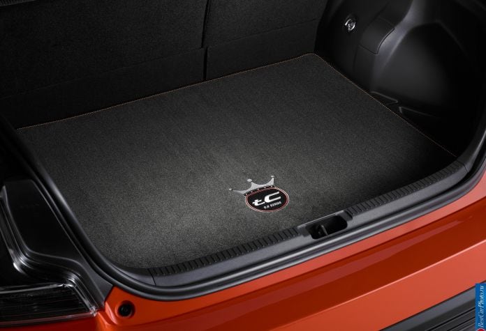 2015 Scion tC Release Series 9.0 - фотография 7 из 12