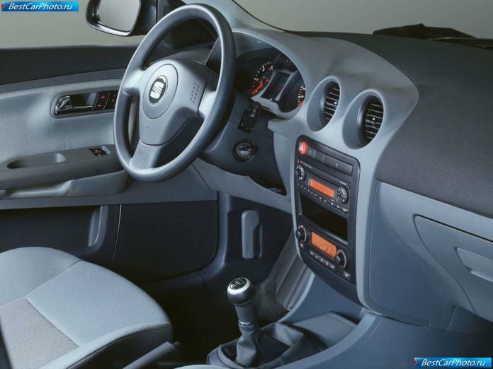 2002 Seat Ibiza - фотография 39 из 59