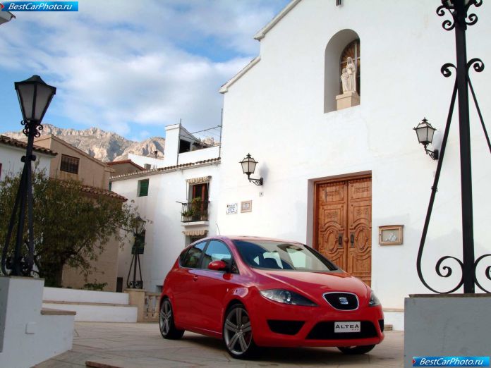 2003 Seat Altea Concept - фотография 8 из 41