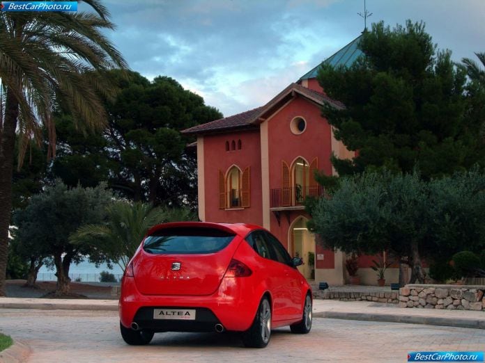 2003 Seat Altea Concept - фотография 27 из 41