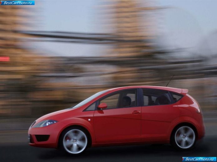 2003 Seat Altea Concept - фотография 28 из 41