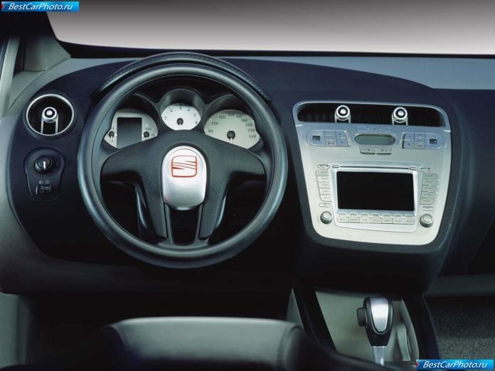 2003 Seat Altea Concept - фотография 31 из 41