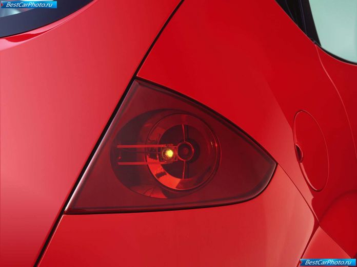 2003 Seat Altea Concept - фотография 36 из 41