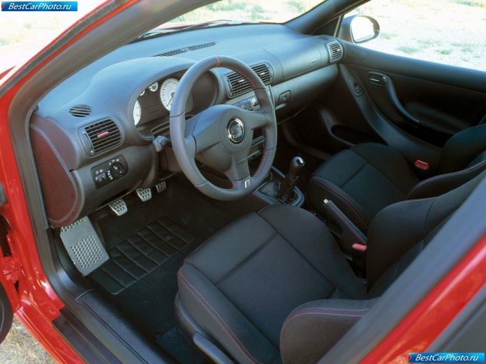 2003 Seat Leon Cupra R - фотография 22 из 29