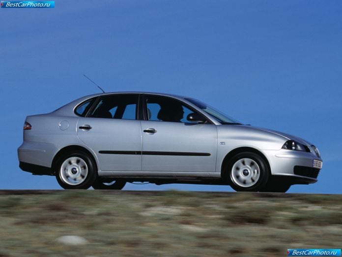 2004 Seat Cordoba - фотография 17 из 53