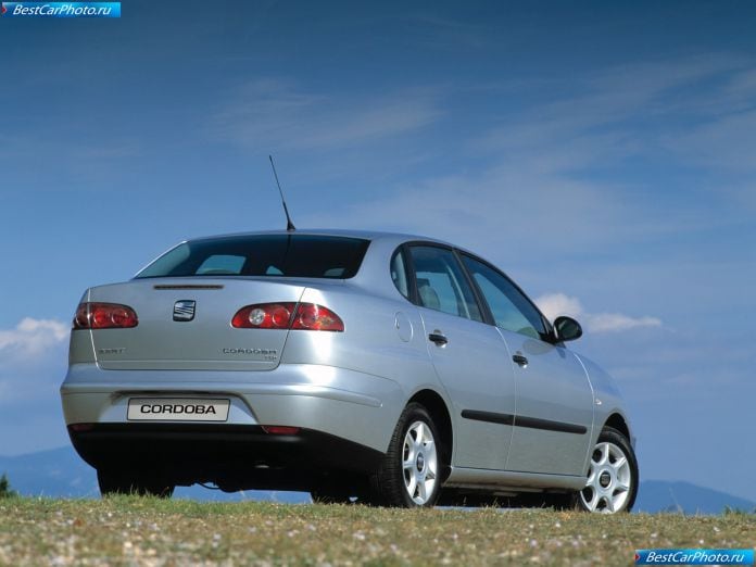 2004 Seat Cordoba - фотография 22 из 53