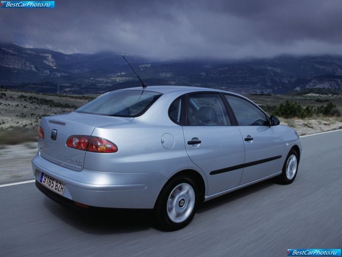 2004 Seat Cordoba - фотография 28 из 53