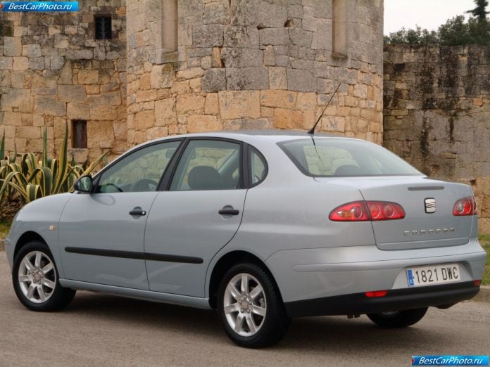 2004 Seat Cordoba - фотография 29 из 53