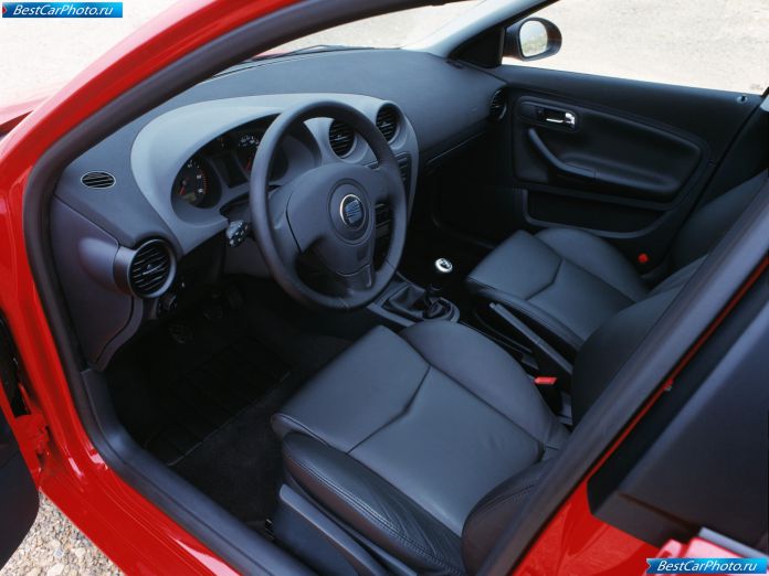 2004 Seat Cordoba - фотография 39 из 53