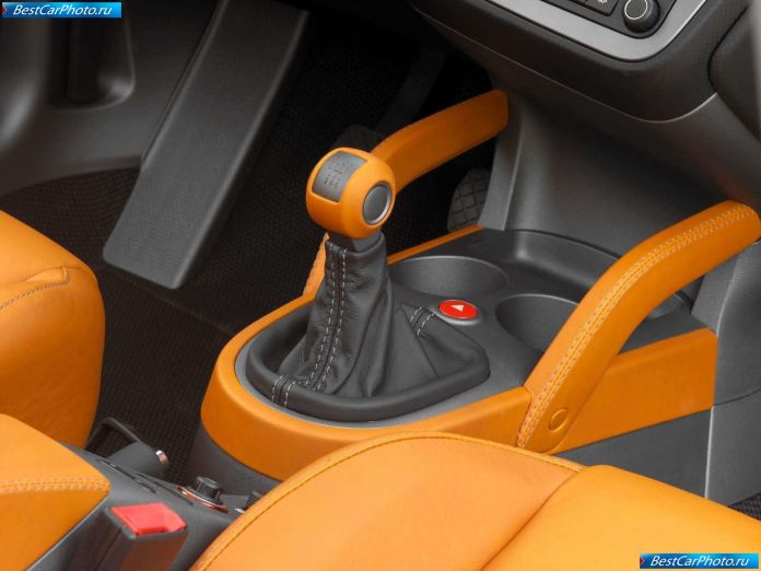 2004 Seat Toledo Prototype - фотография 17 из 24