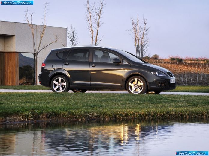 2009 Seat Altea Xl - фотография 2 из 33