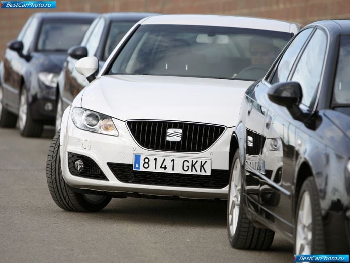 2009 Seat Exeo - фотография 86 из 206