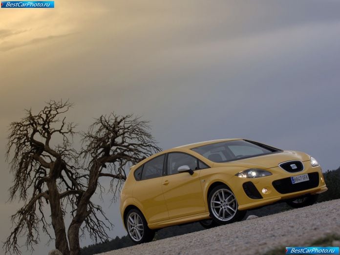 2009 Seat Leon Linea R - фотография 2 из 64