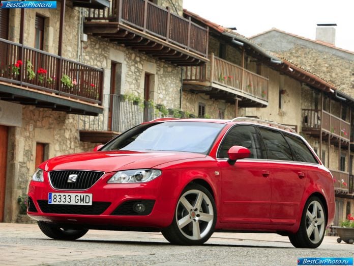 2010 Seat Exeo St - фотография 11 из 199