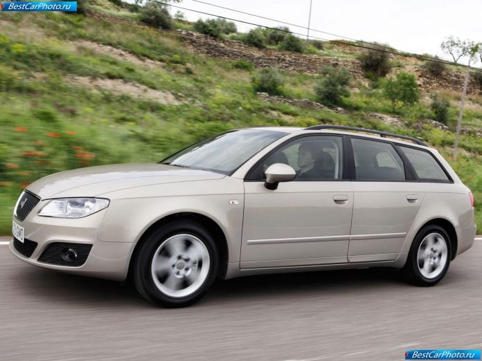 2010 Seat Exeo St - фотография 61 из 199