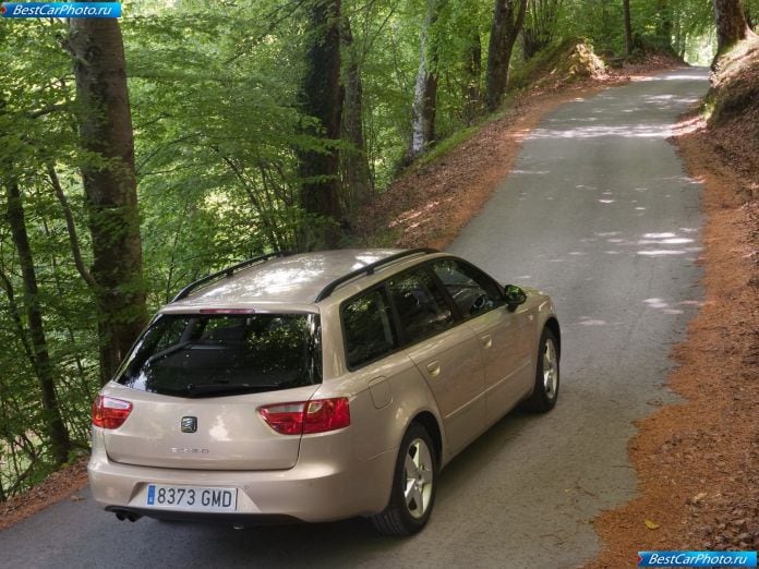 2010 Seat Exeo St - фотография 108 из 199