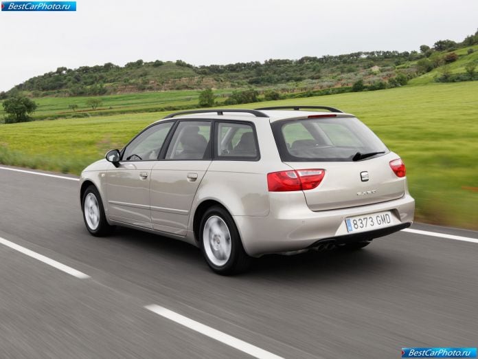 2010 Seat Exeo St - фотография 129 из 199