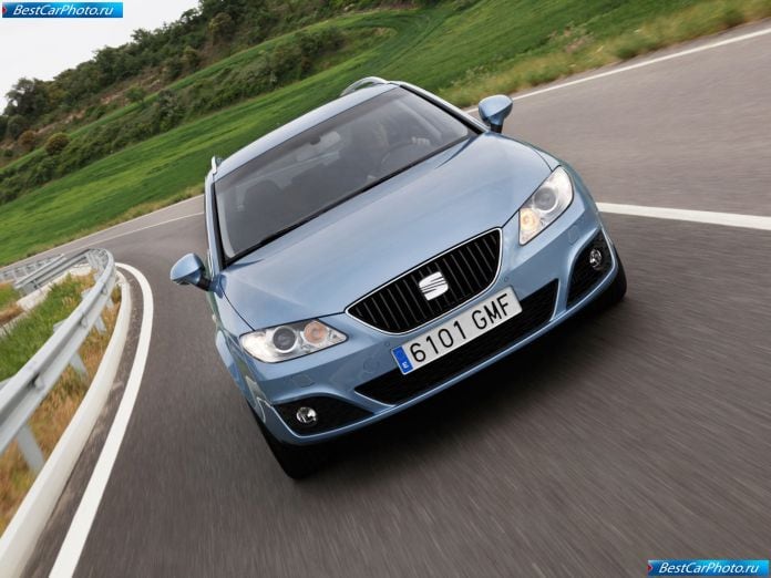 2010 Seat Exeo St - фотография 139 из 199