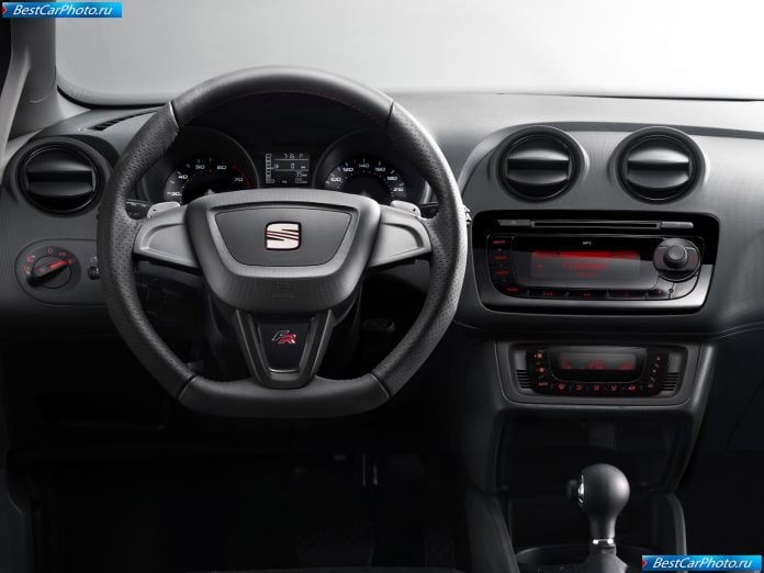 2010 Seat Ibiza Fr - фотография 36 из 43