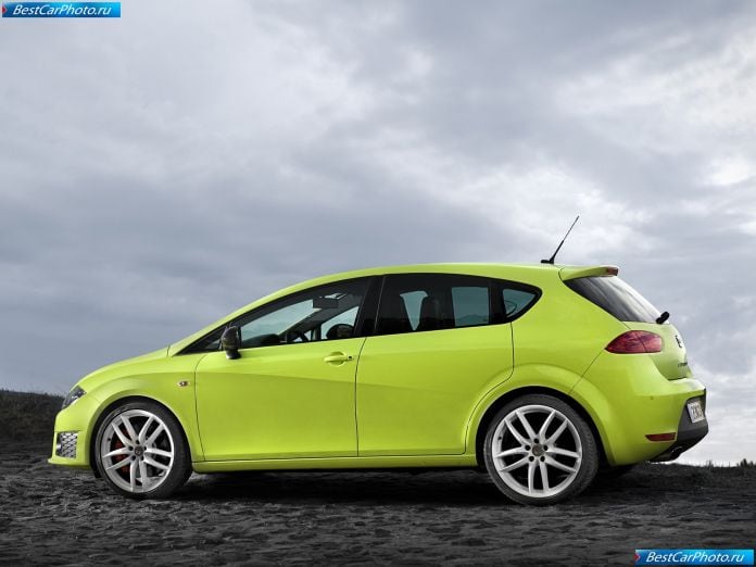 2010 Seat Leon Cupra R - фотография 26 из 52