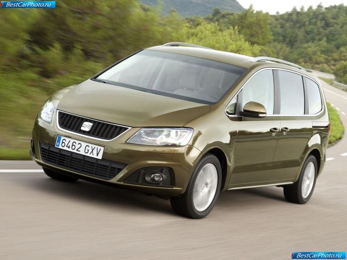2011 Seat Alhambra - фотография 3 из 113
