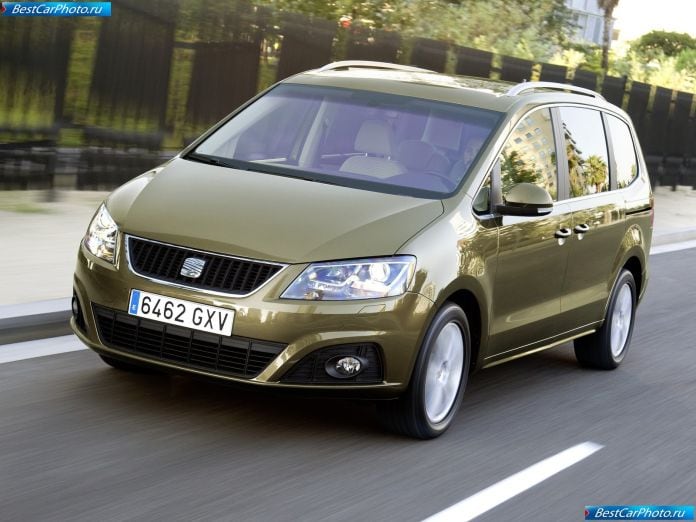 2011 Seat Alhambra - фотография 4 из 113