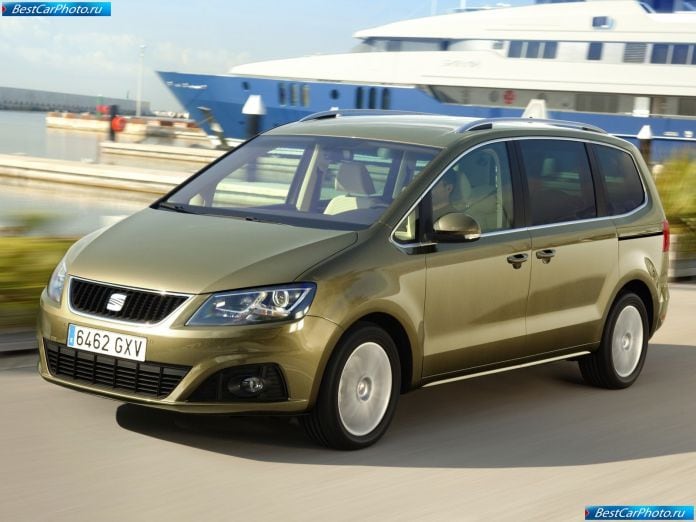 2011 Seat Alhambra - фотография 12 из 113