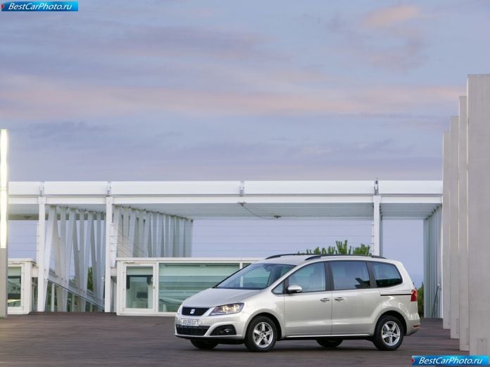 2011 Seat Alhambra - фотография 19 из 113