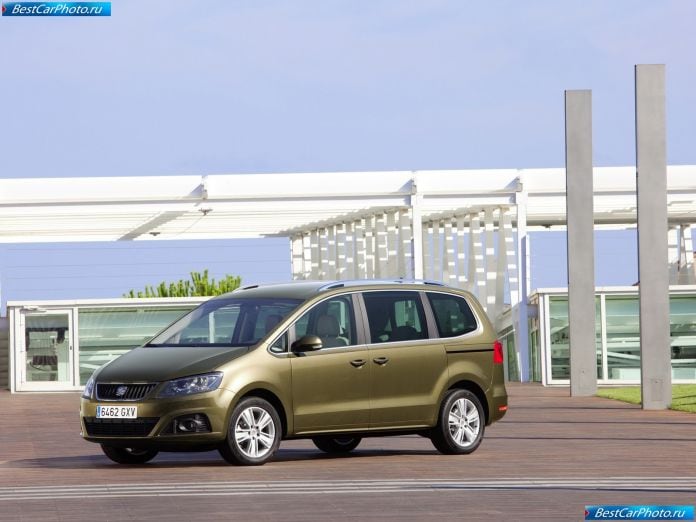 2011 Seat Alhambra - фотография 23 из 113