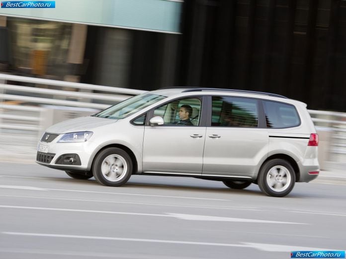 2011 Seat Alhambra - фотография 26 из 113
