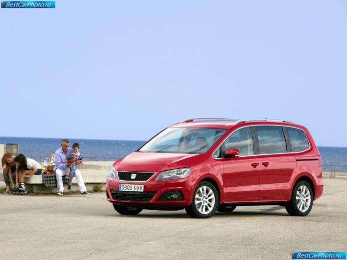 2011 Seat Alhambra - фотография 27 из 113