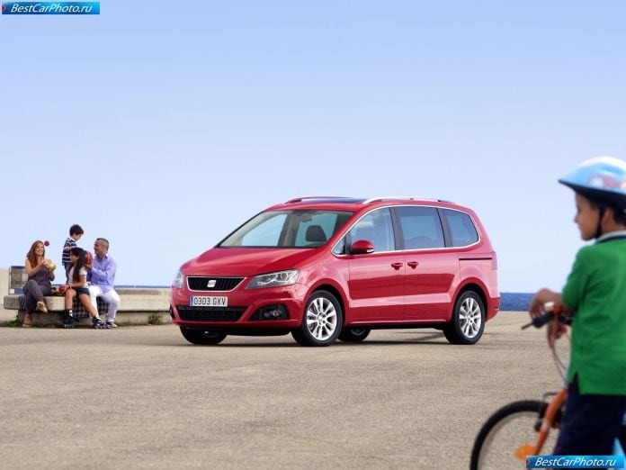 2011 Seat Alhambra - фотография 28 из 113