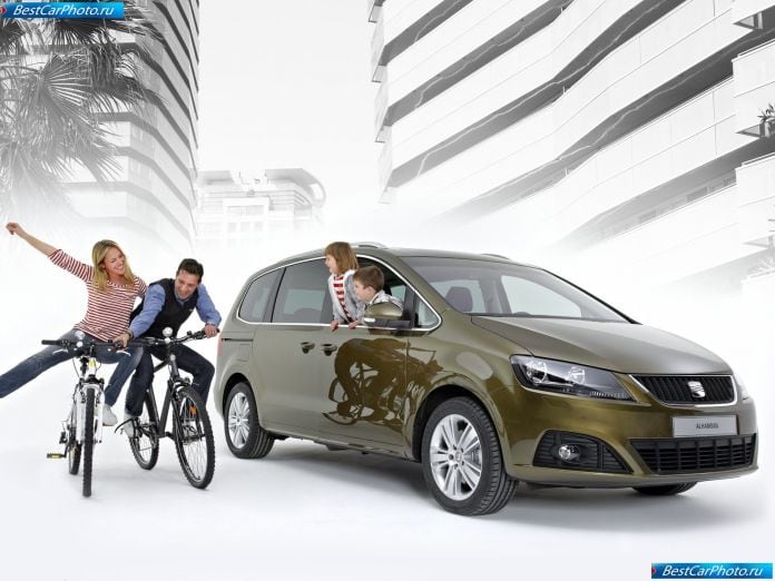 2011 Seat Alhambra - фотография 34 из 113