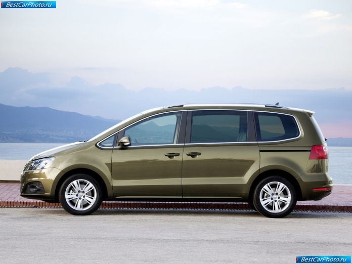 2011 Seat Alhambra - фотография 37 из 113