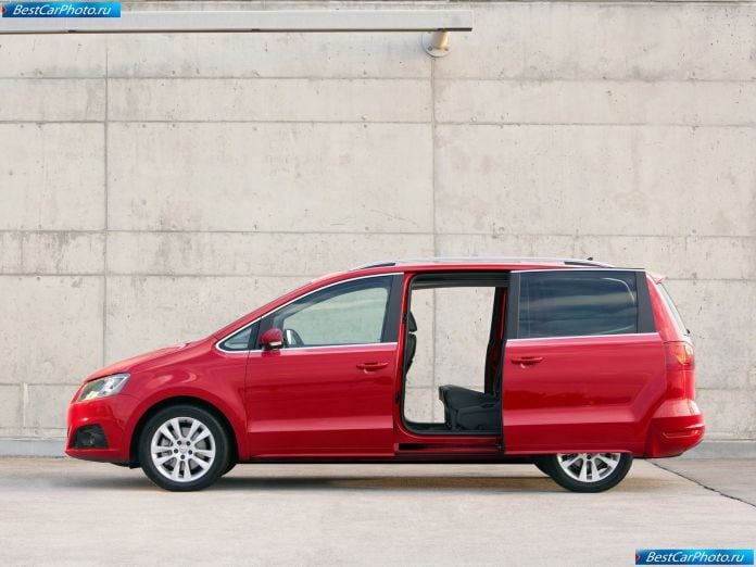2011 Seat Alhambra - фотография 40 из 113