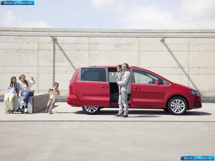 2011 Seat Alhambra - фотография 42 из 113