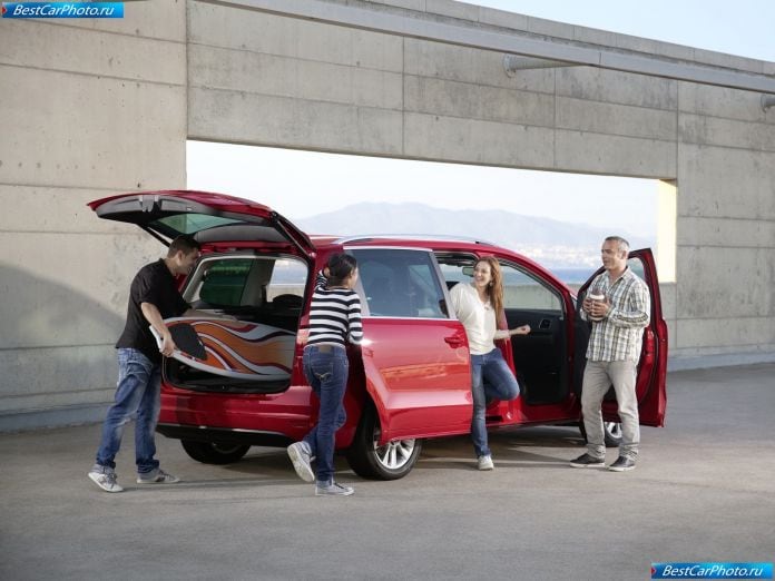 2011 Seat Alhambra - фотография 65 из 113
