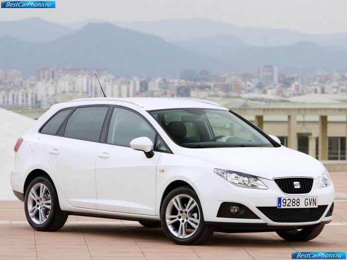 2011 Seat Ibiza St - фотография 27 из 98