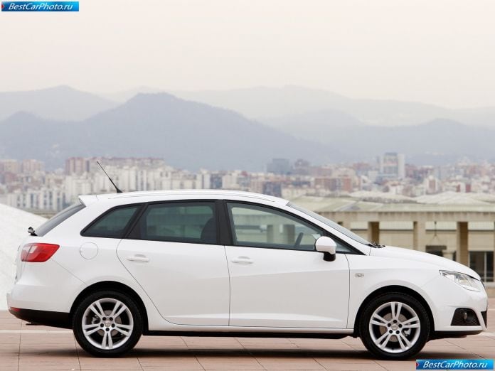 2011 Seat Ibiza St - фотография 30 из 98