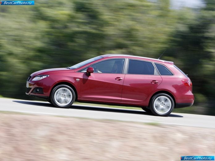 2011 Seat Ibiza St - фотография 32 из 98